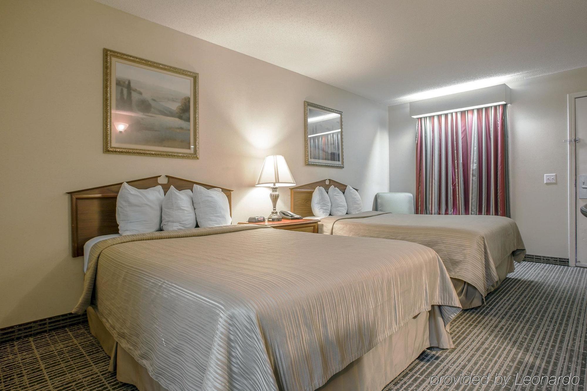 Quality Inn Waynesboro Bagian luar foto